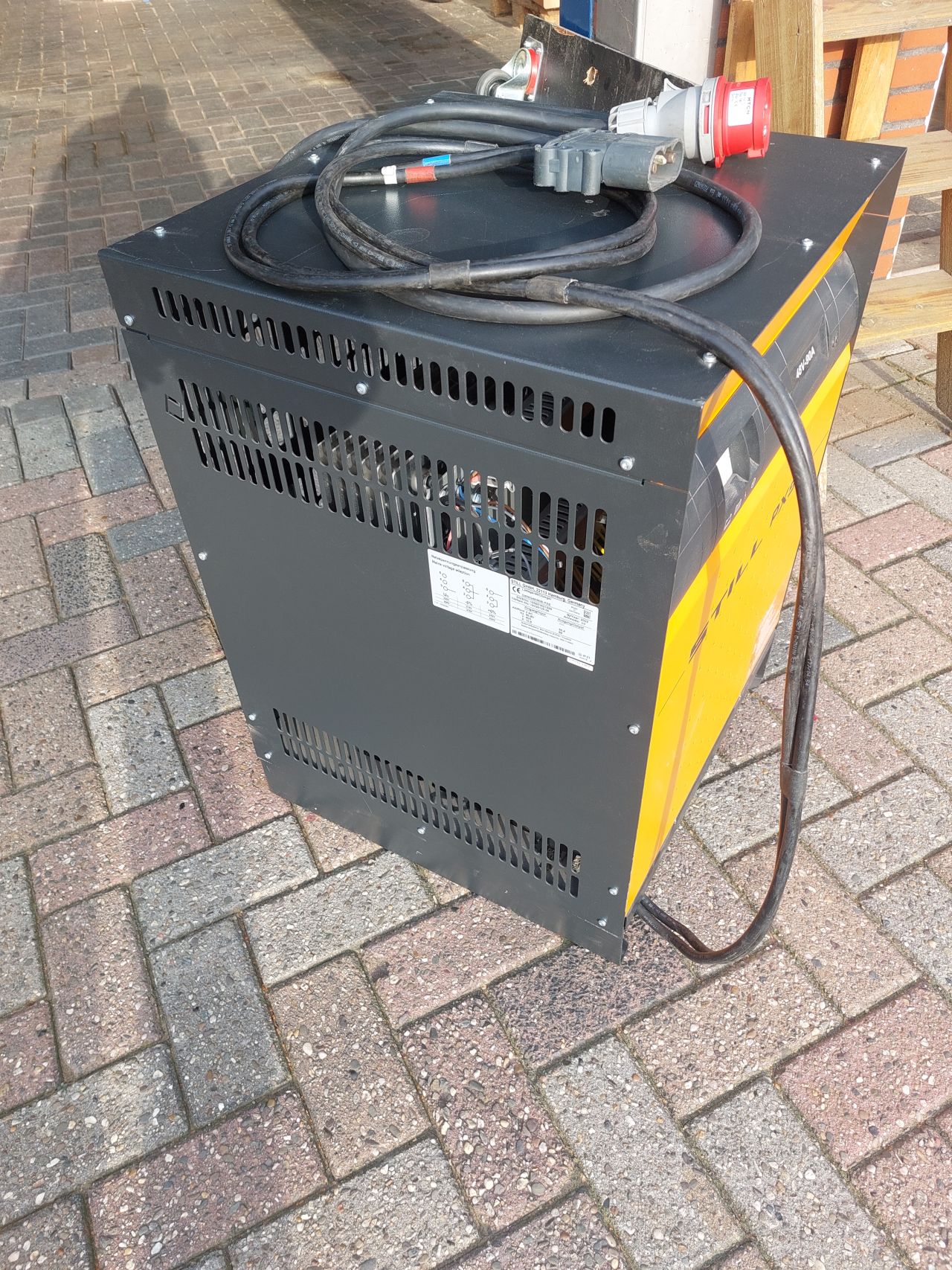 Still 48 volt lader + lange vorken