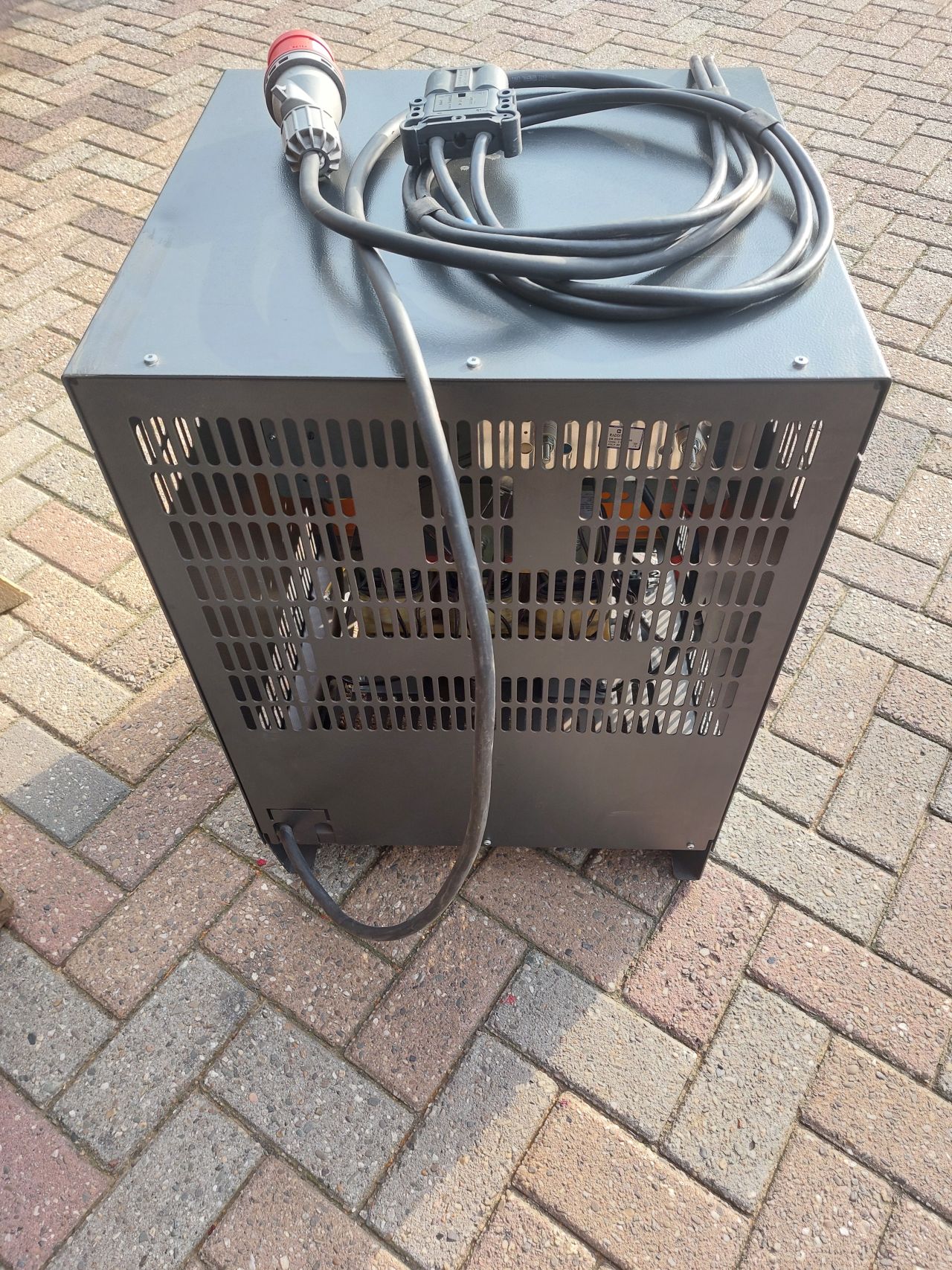 Still 48 volt lader + lange vorken
