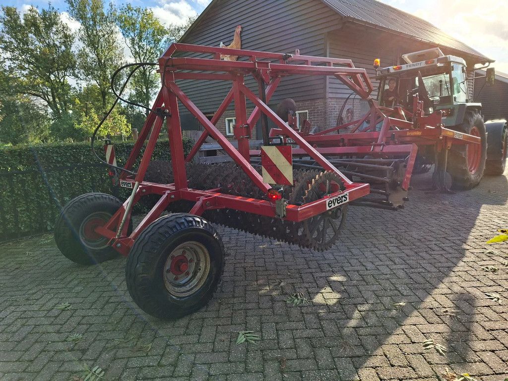 Hekamp Evers cultivator met cambridgerol 3.m breed