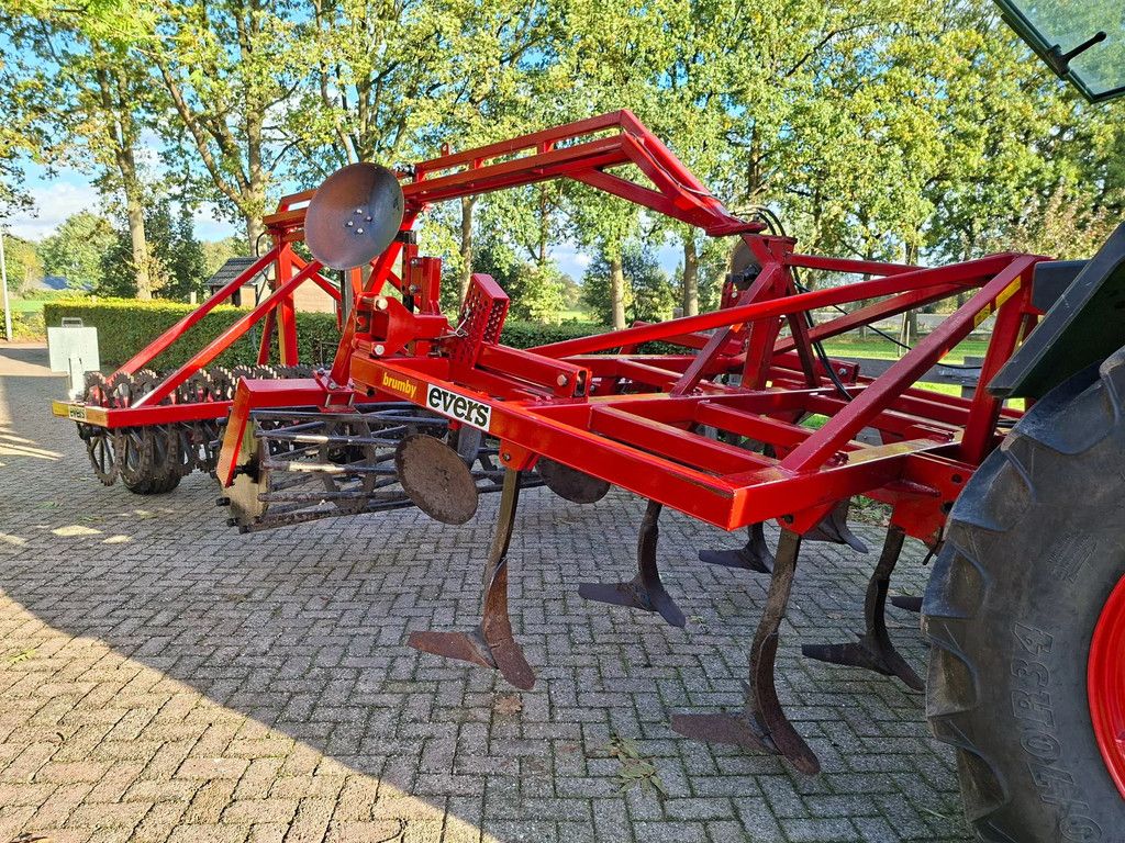Hekamp Evers cultivator met cambridgerol 3.m breed
