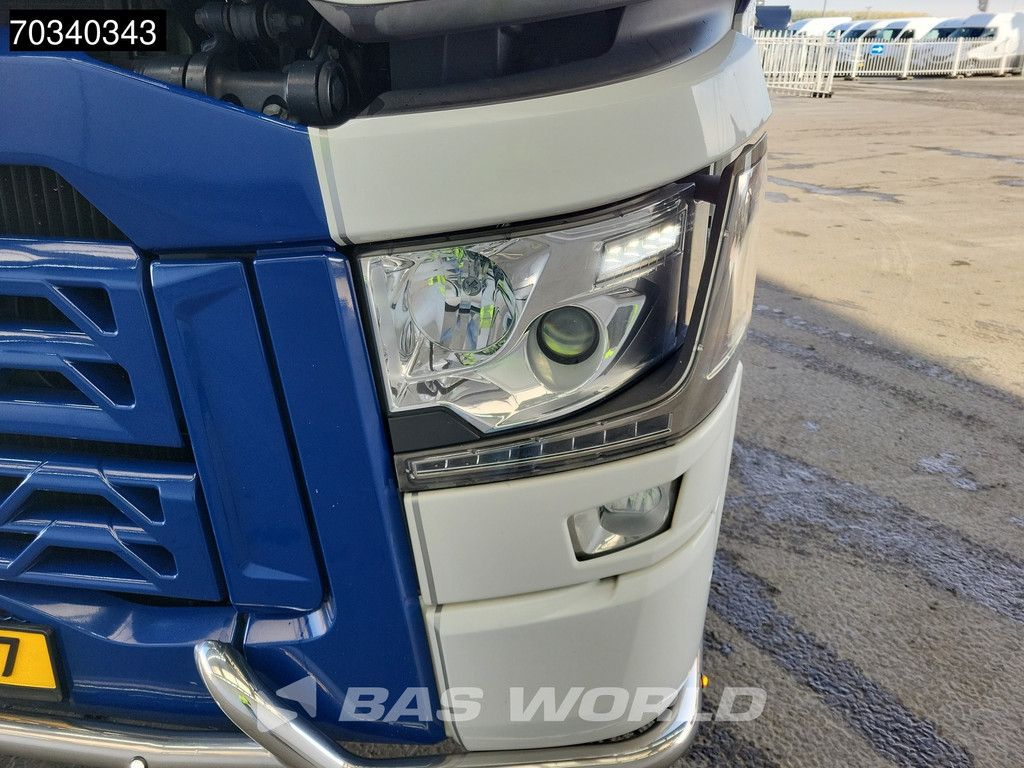 Renault T T 520 4X2 HIGH Full-Air 2xTanks Alcoa's Xenon Navi ACC