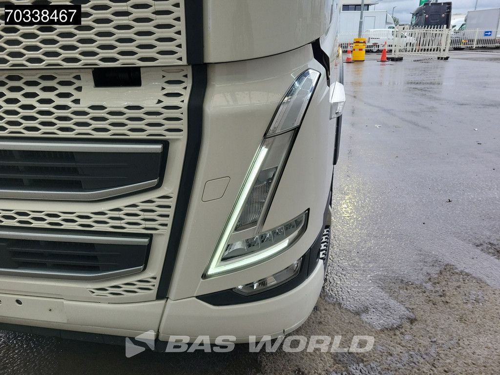 Volvo FH 500 4X2 XL 2x Tanks I-ParkCool ACC