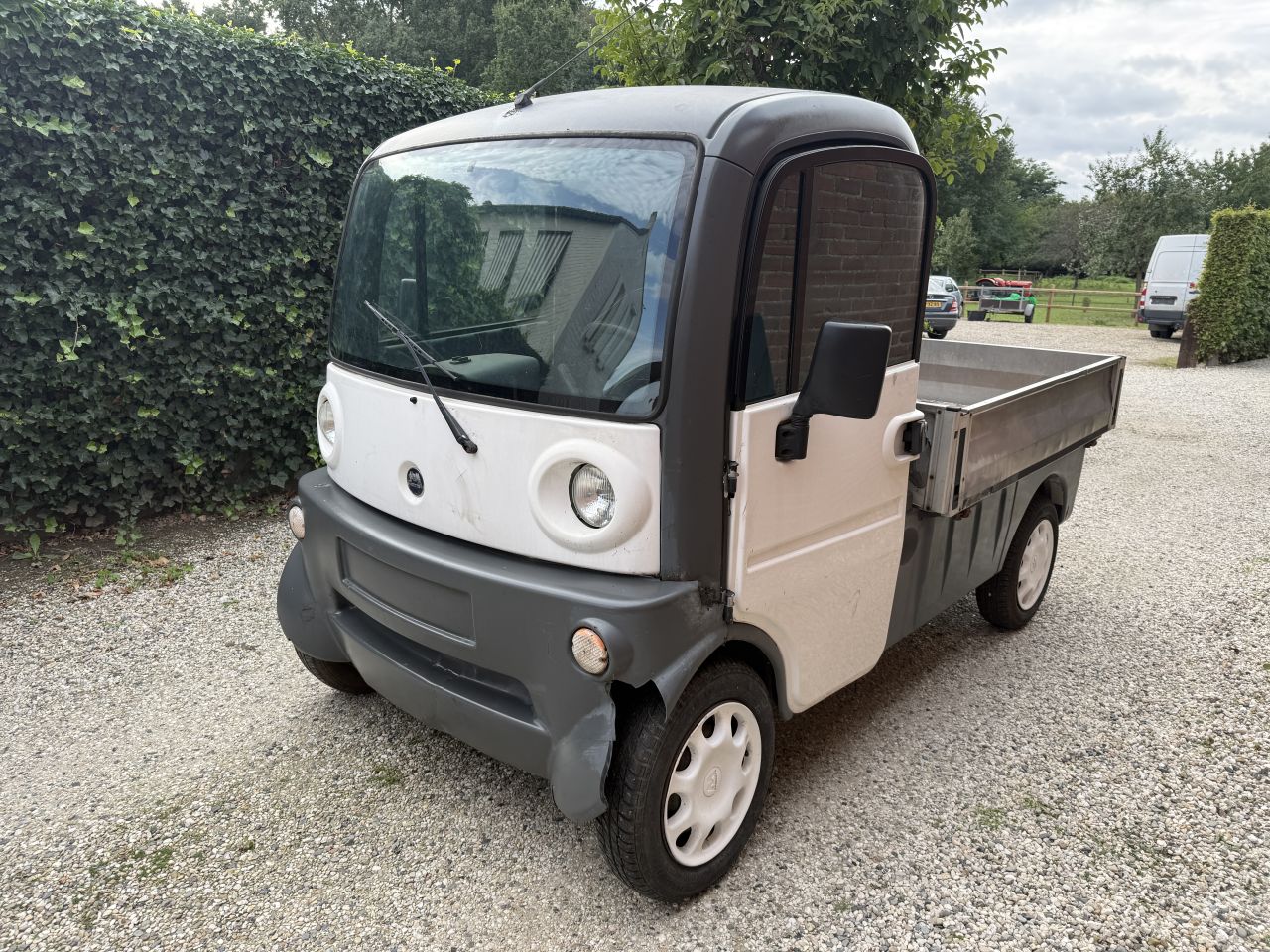 Aixam Mega Multi truck