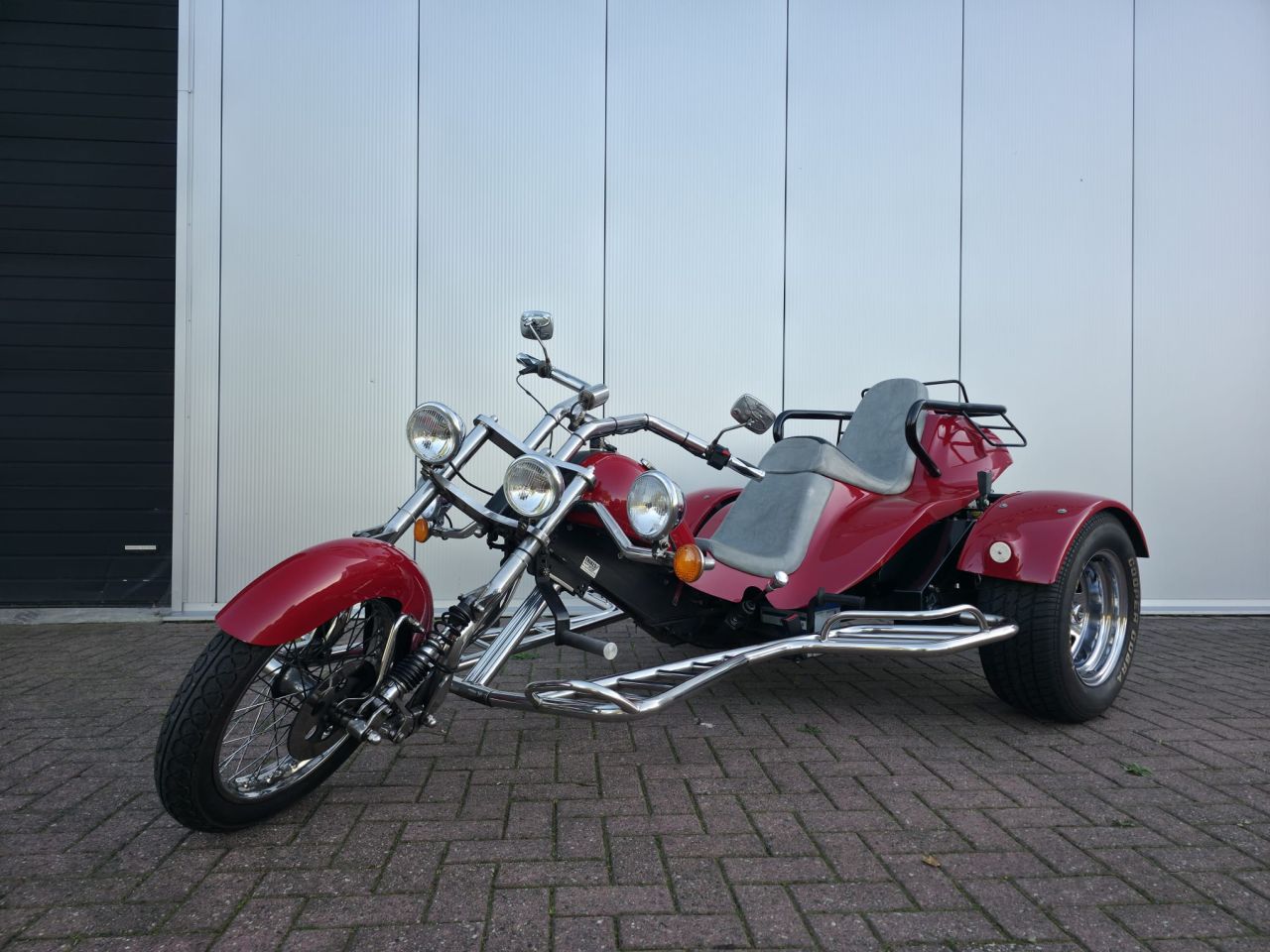 Wolf Trike - Wolf Traveller (2001) 1200cc motor