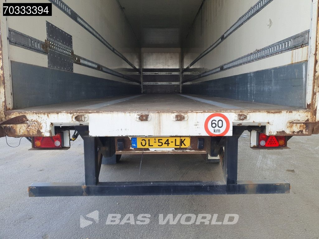 System Trailers TFSSL 27 Plywood 3 axles SAF