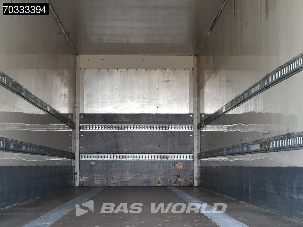 System Trailers TFSSL 27 Plywood 3 axles SAF
