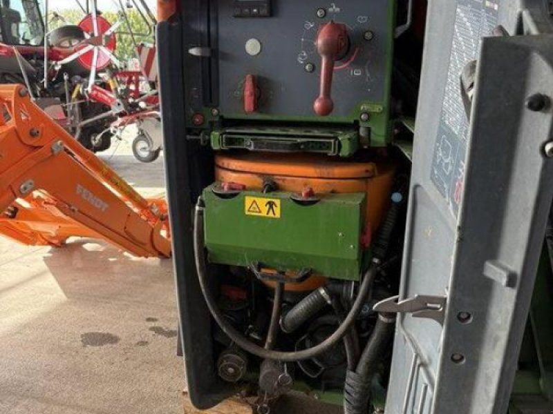 Amazone UF 2002 mit FronttankFT1502