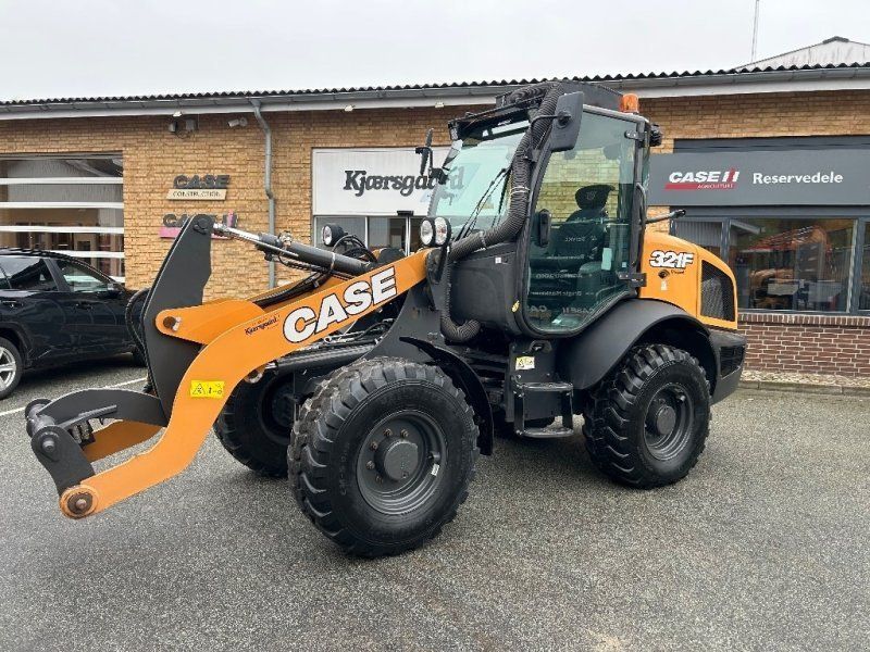 Case IH 321 F