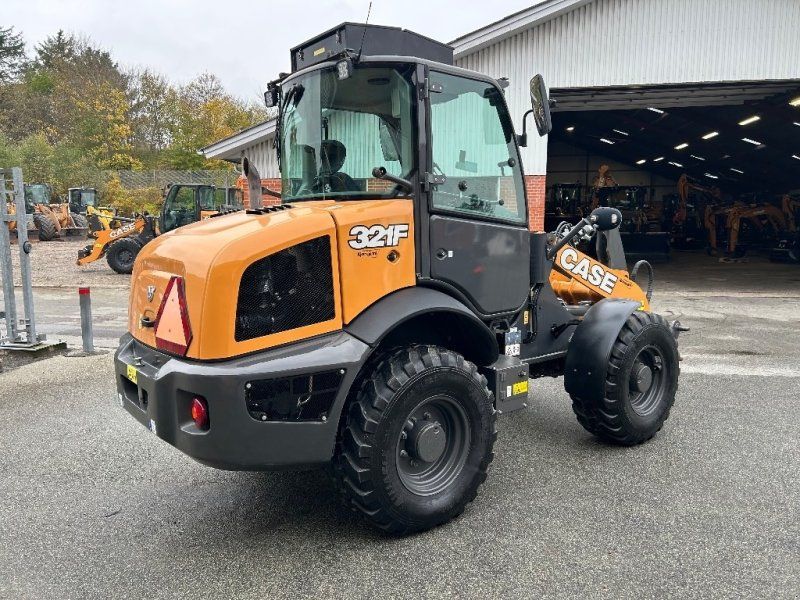 Case IH 321 F