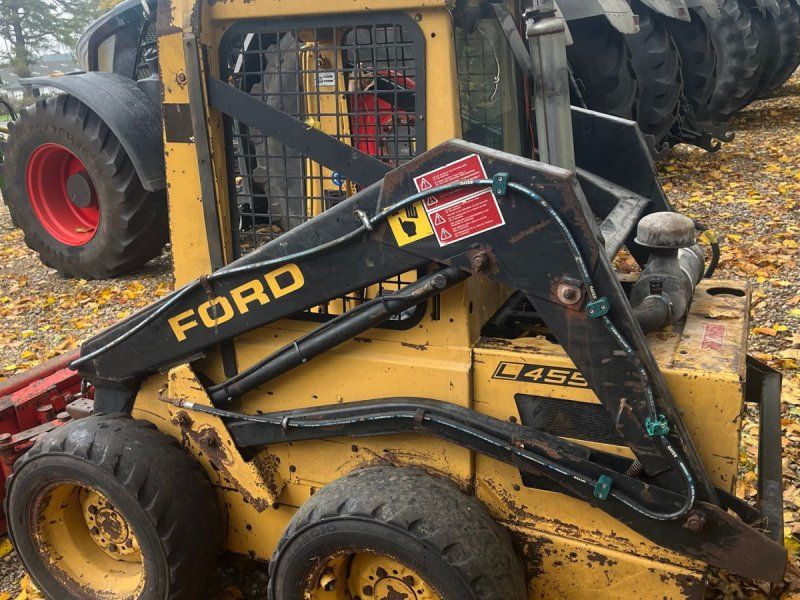 Ford L 455 Skidsteer