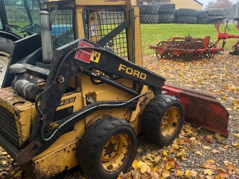 Ford L 455 Skidsteer