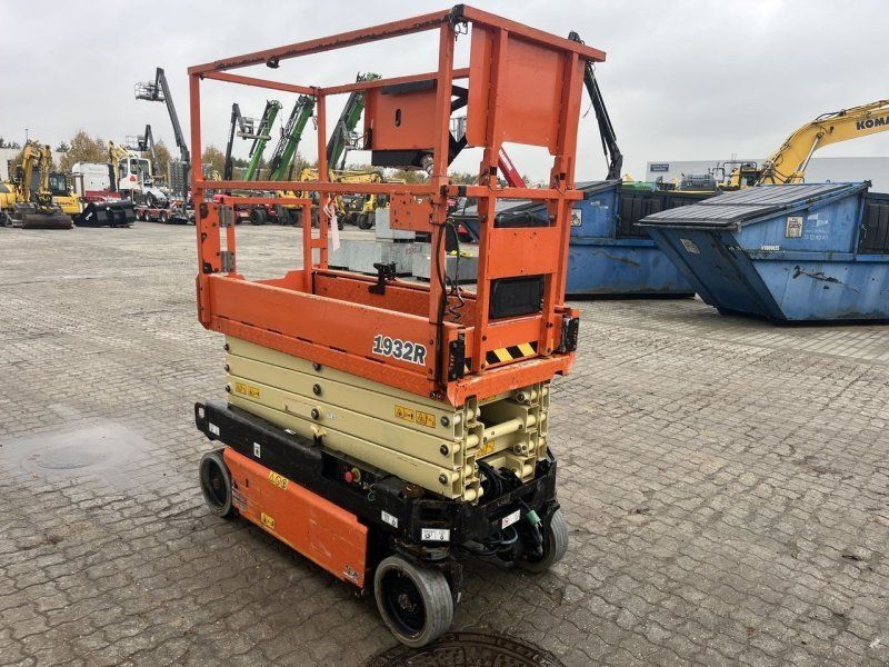JLG 1932R
