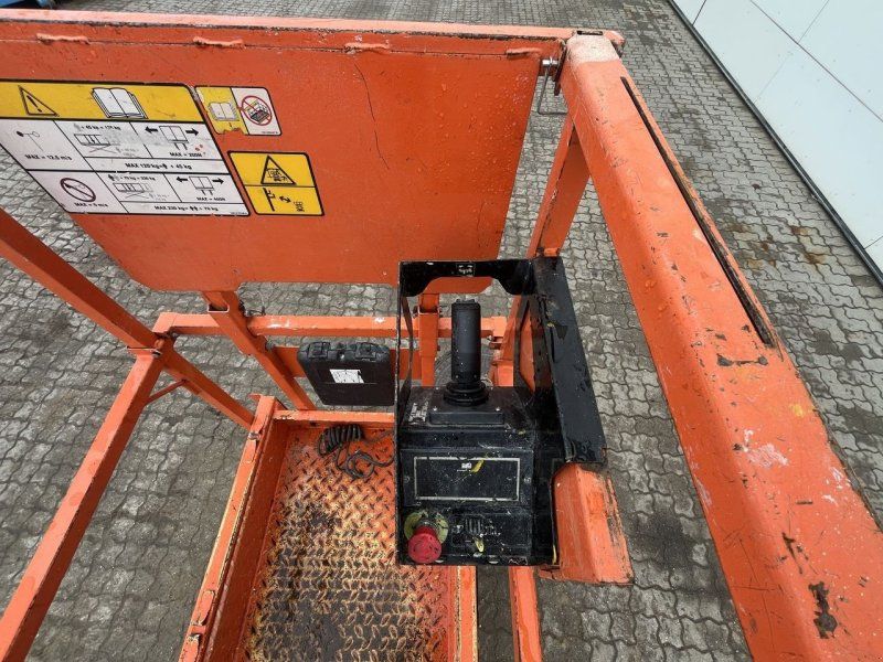 JLG 1932R