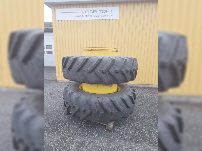 520/85R42