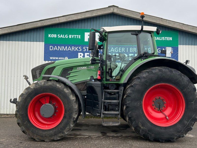 Fendt 936 Vario S4 Profi Plus  Med Front PTO