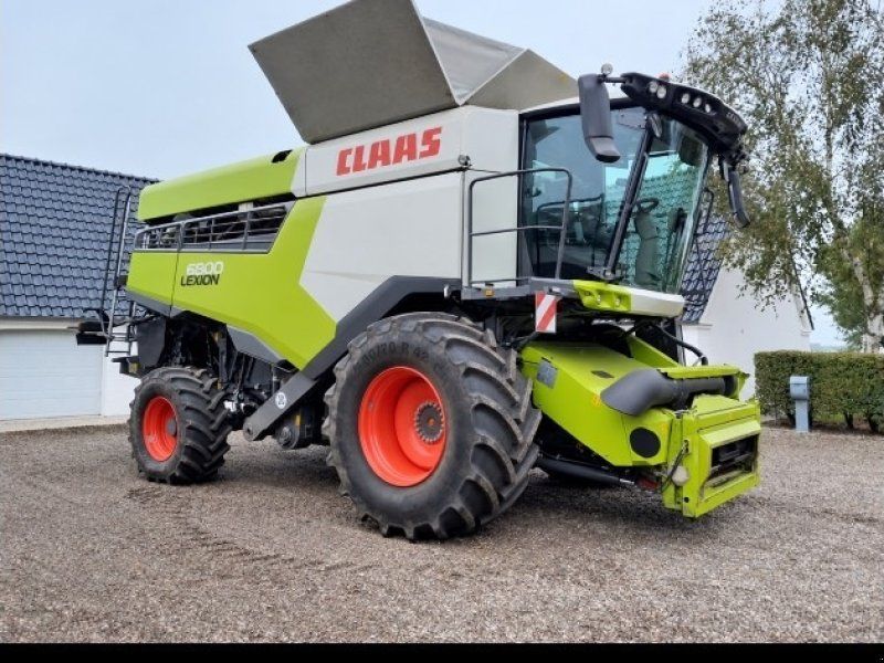 Claas Lion 6800