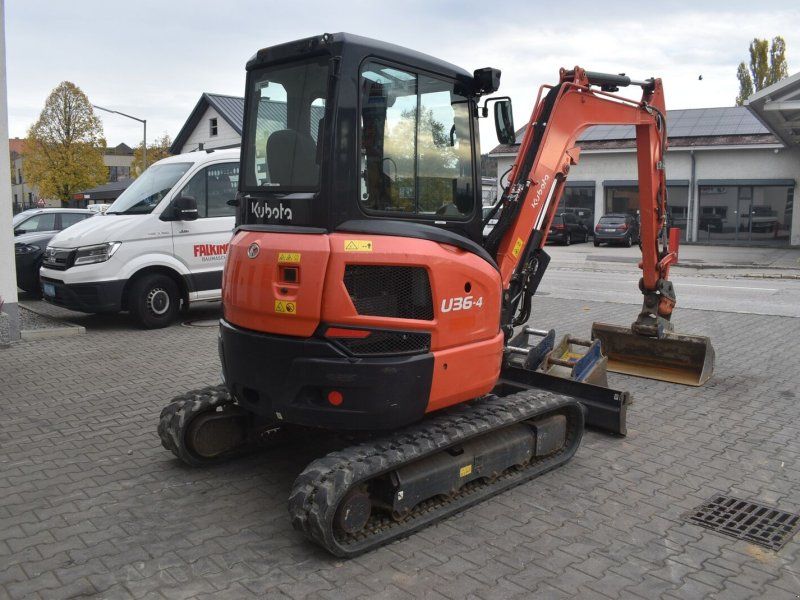 Kubota U36-4 mit Powertilt