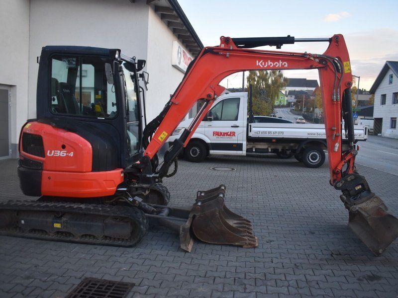Kubota U36-4 mit Powertilt
