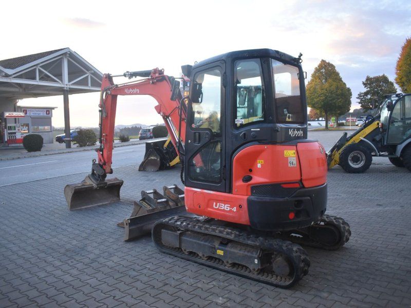 Kubota U36-4 mit Powertilt