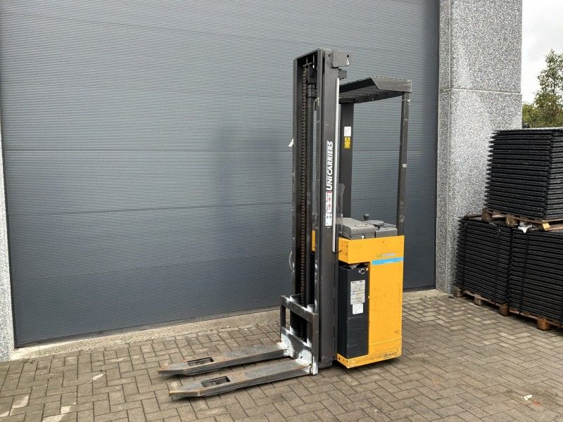 2020 UNI Carriers A/160STJN420 Schubmaststapler