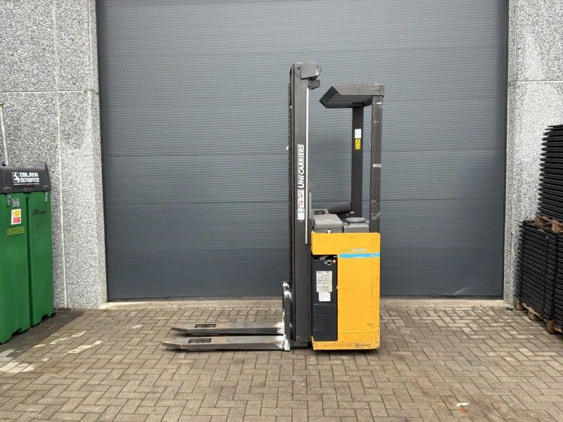 2020 UNI Carriers A/160STJN420 Schubmaststapler