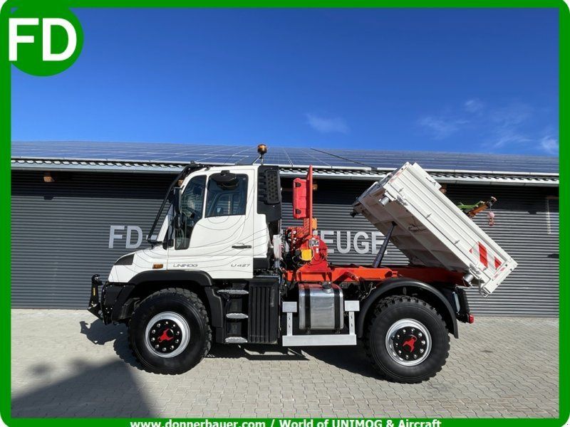 Mercedes-Benz Unimog U427, 6 Zylinder, Winterdienstfrei, Kran, Werner Winde, E