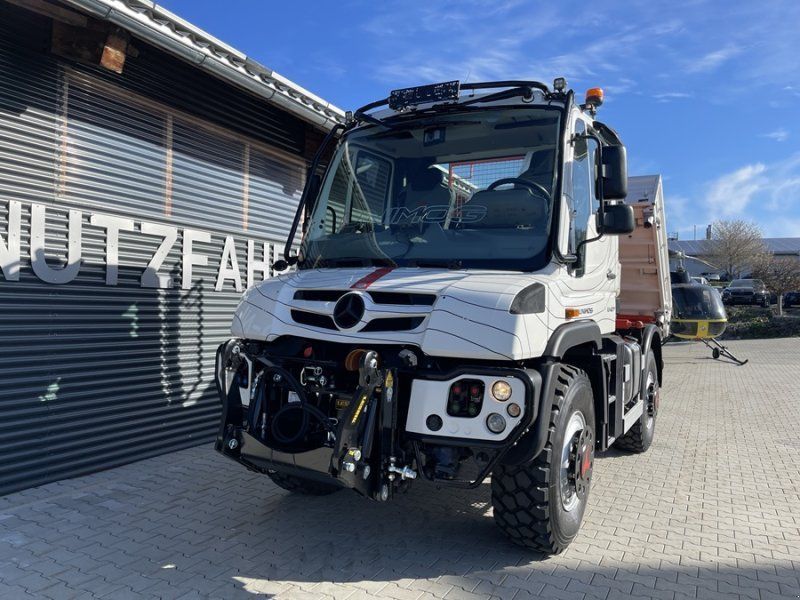 Mercedes-Benz Unimog U427, 6 Zylinder, Winterdienstfrei, Kran, Werner Winde, E