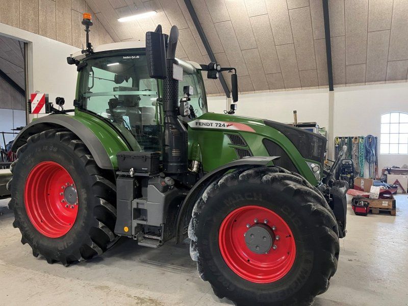 Fendt 724 VARIO S4