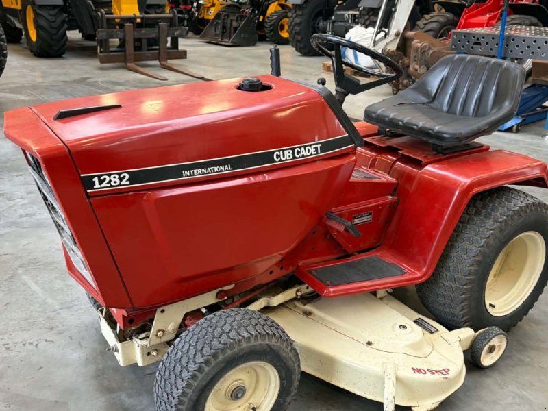 Cub Cadet 1282 Have