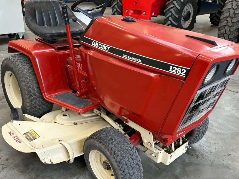 Cub Cadet 1282 Have