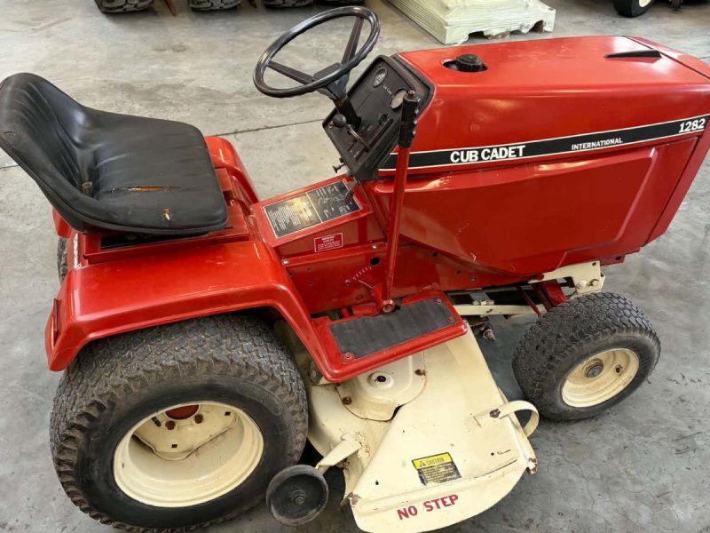 Cub Cadet 1282 Have