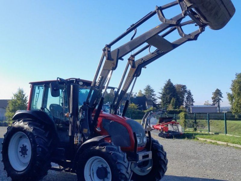 Valtra A93