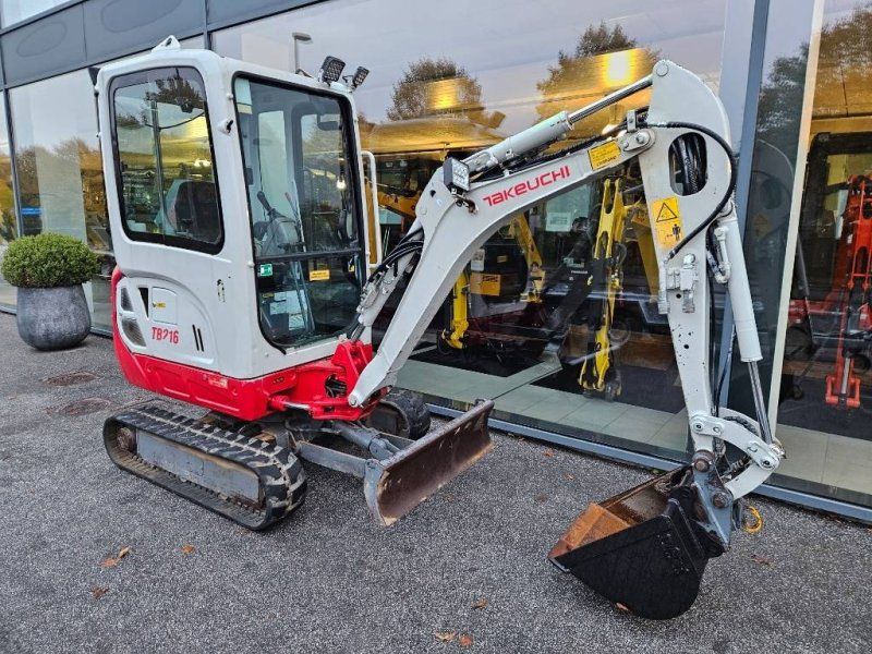Takeuchi TB 216