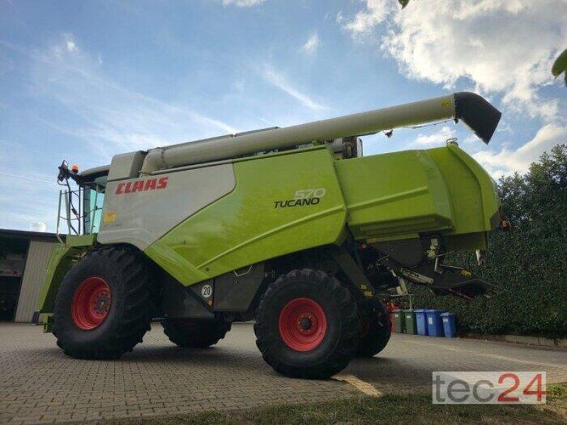 Claas Tucano 570  Varioschneidwerk