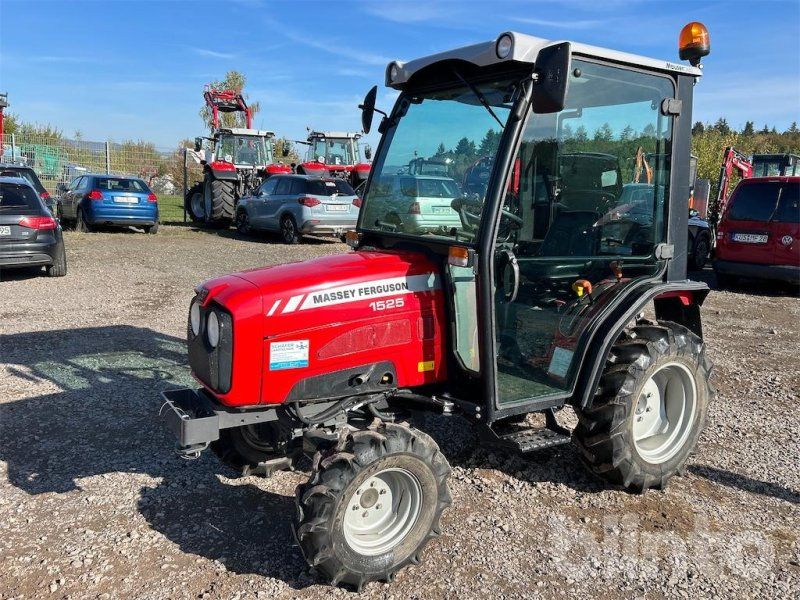 Massey Ferguson 1525