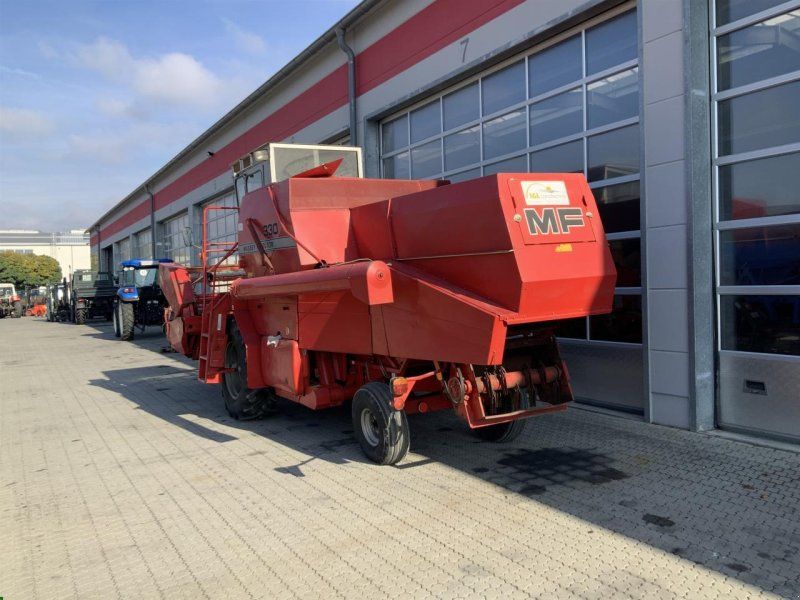 Massey Ferguson 330