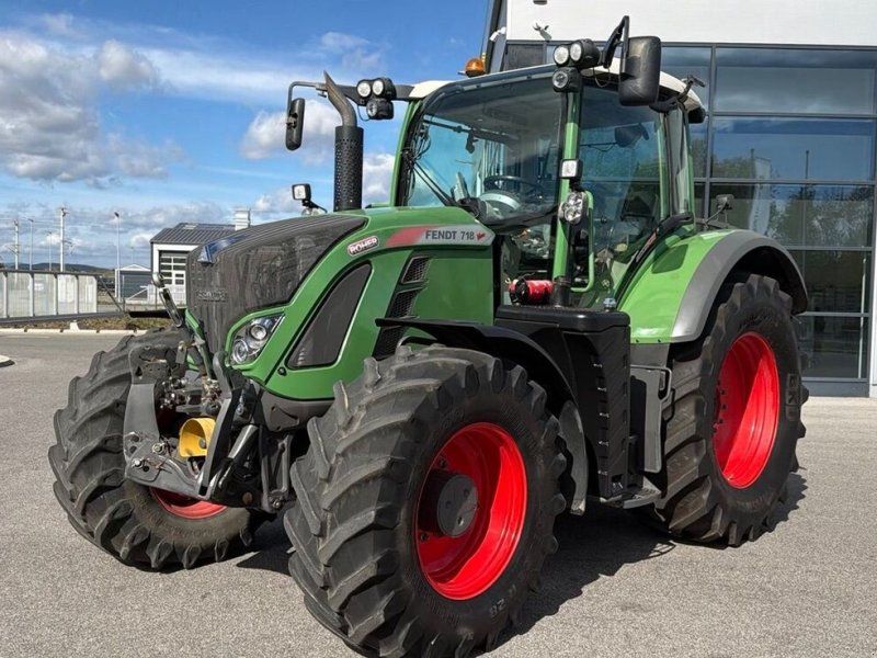 Fendt 718 S4 Profi Plus