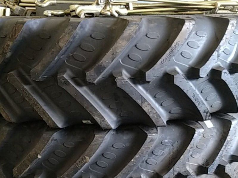 BKT 520/85R50 15x50 350mm