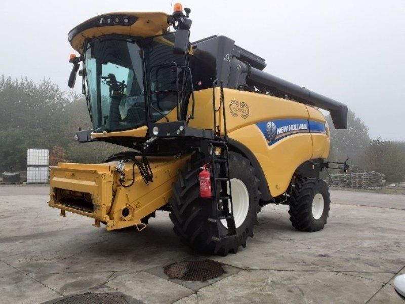 New Holland CH7.70