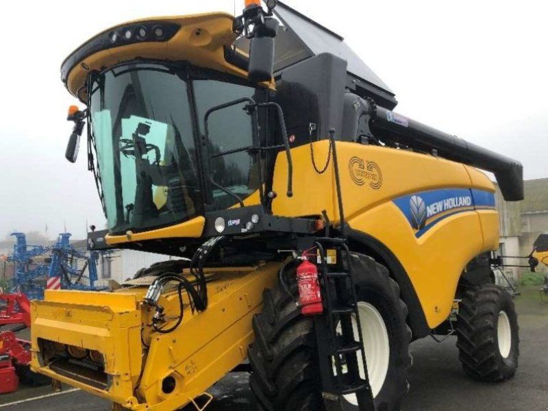 New Holland CH7.70