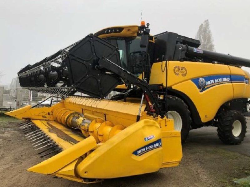 New Holland CH7.70