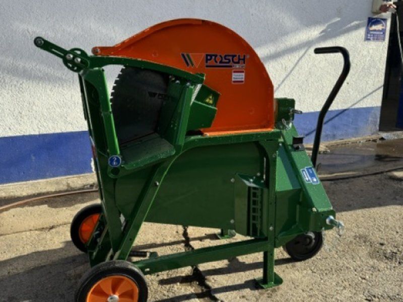 Posch Wipp mit Zapfwellenantrieb PZG