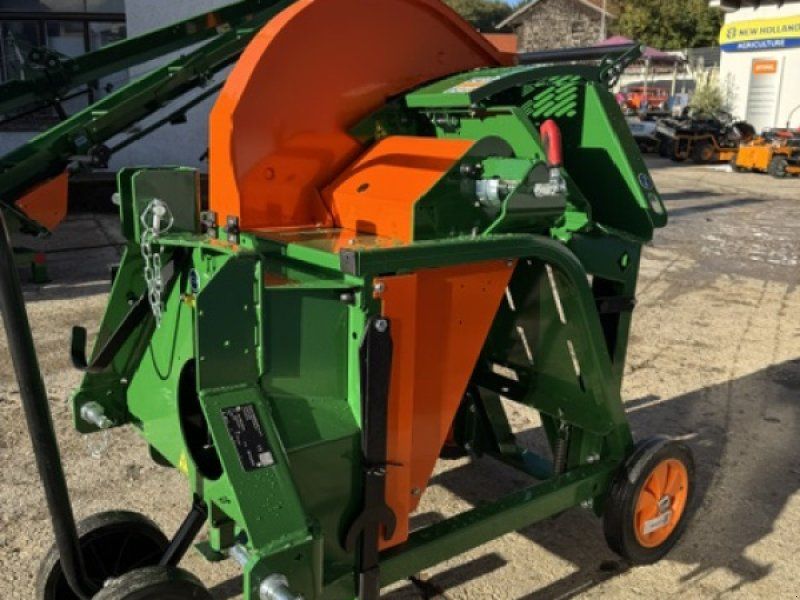 Posch Wipp mit Zapfwellenantrieb PZG