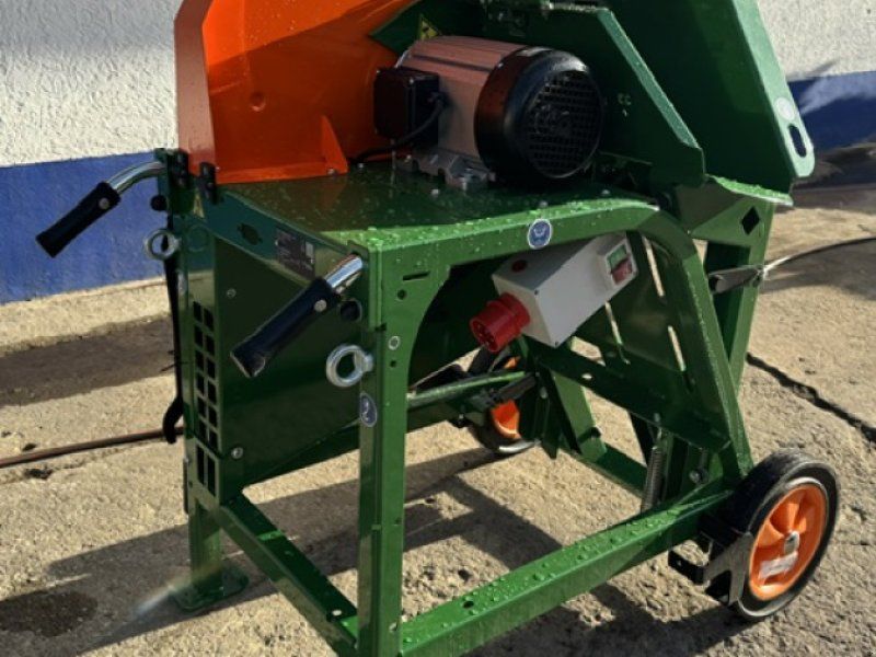 Posch Wipp mit E-Antrieb E5,5-400