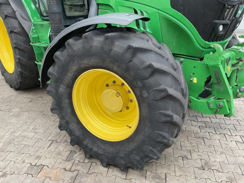 John Deere 6140R