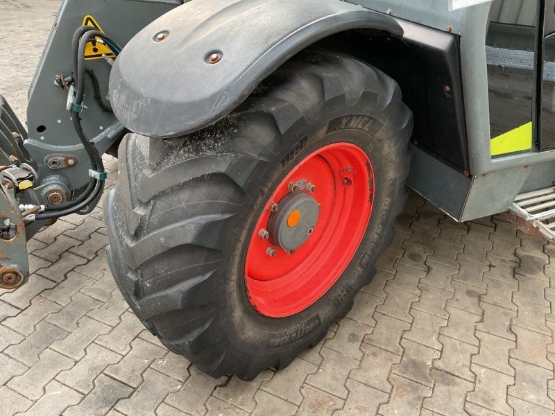 Claas Scorpion 6030 Varipower