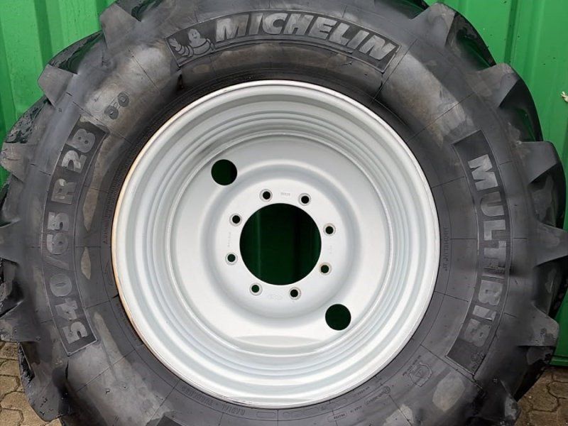 Michelin 540/65R28 + 650/65R38