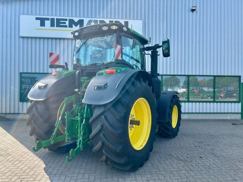 John Deere 6R 250