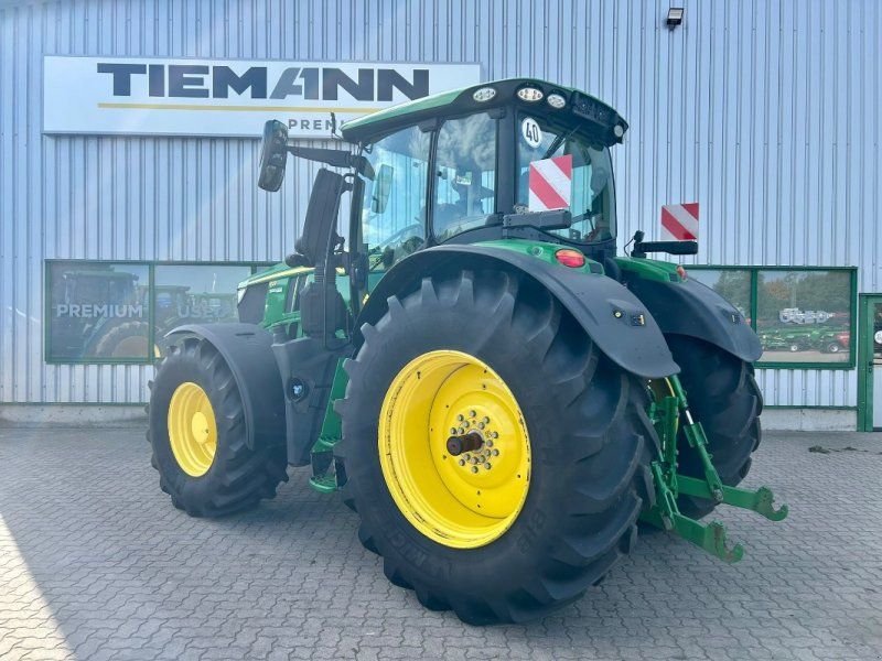 John Deere 6R 250