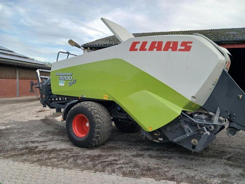 Claas Quadrant 3200 RotoCut